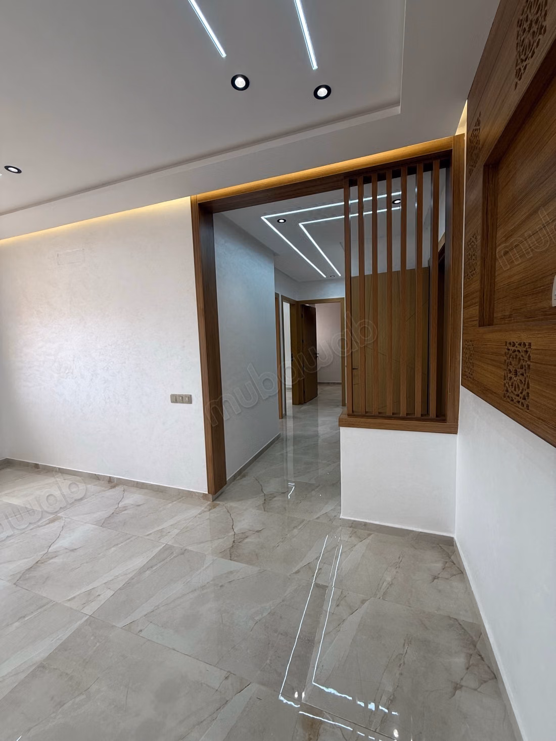 Beautiful apartment for sale in M’hamid 9.3 large rooms