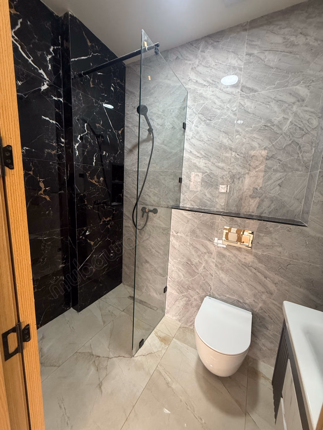 Beautiful apartment for sale in M’hamid 9.3 large rooms