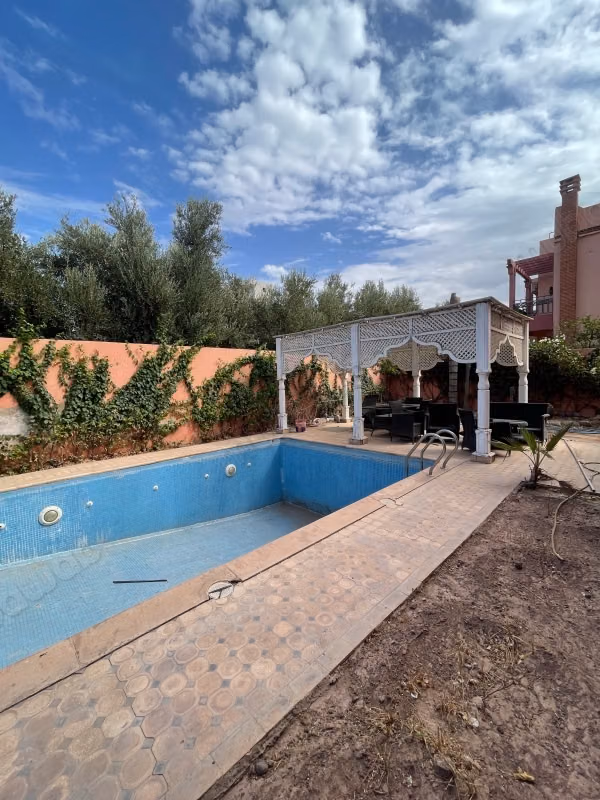 Prestige Villa for Sale in Marrakech – Elegance, Luxury and Refinement