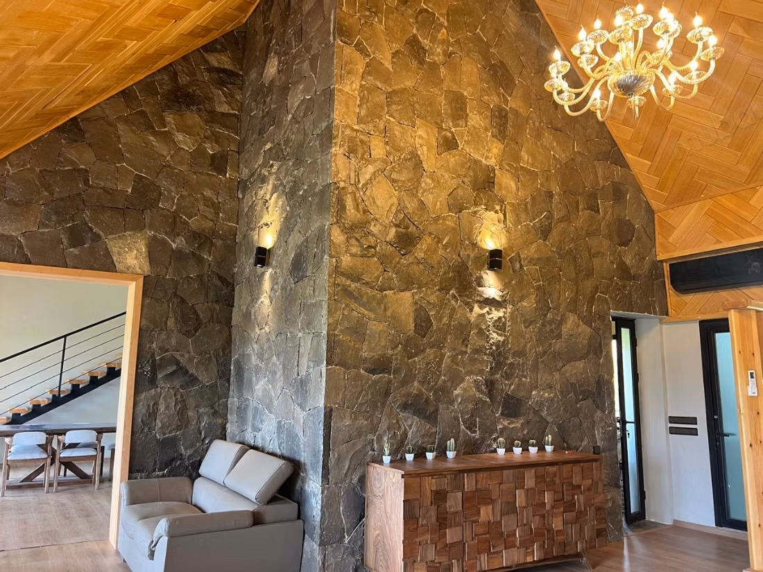 Villa de luxe à vendre à Résidence al arz. 
6 pièces. Bien meublé