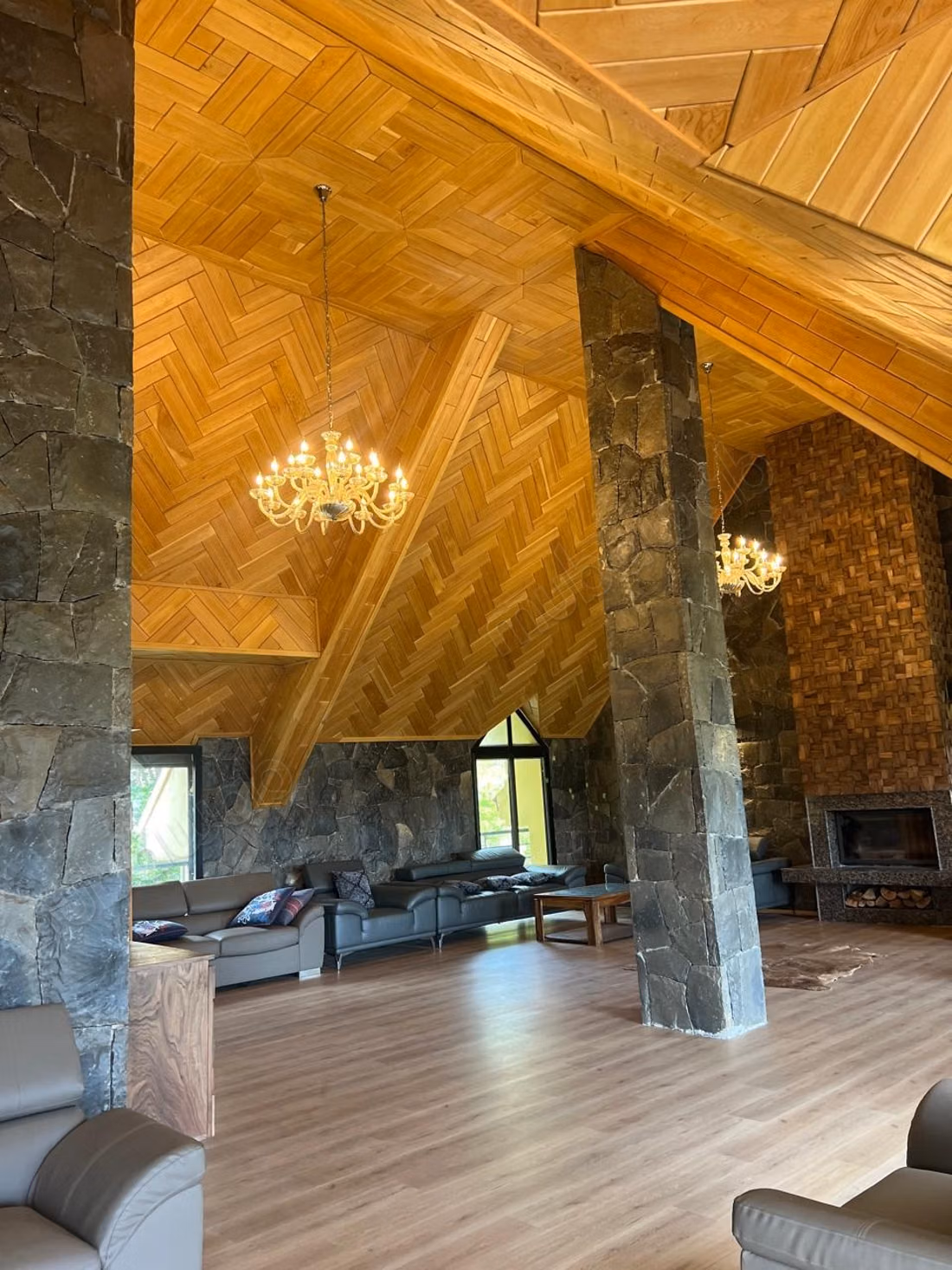 Villa de luxe à vendre à Résidence al arz. 
6 pièces. Bien meublé