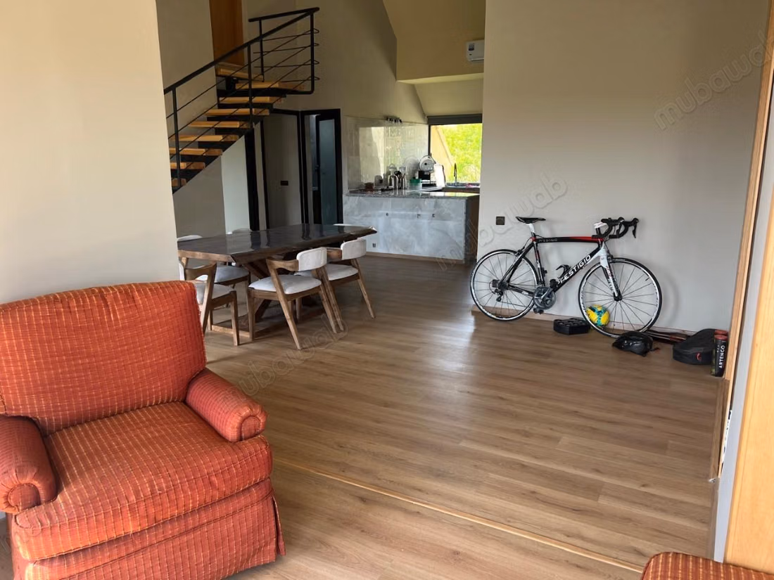 Villa de luxe à vendre à Résidence al arz. 
6 pièces. Bien meublé