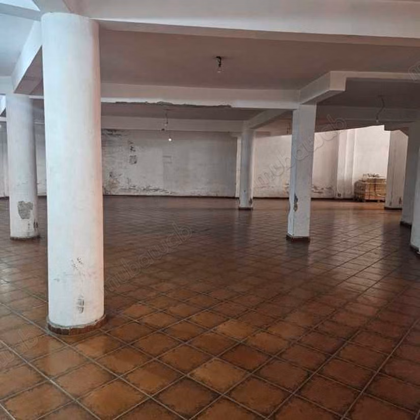 Local commercial à Louer de 520.0 m² à Casablanca, Val Fleuri