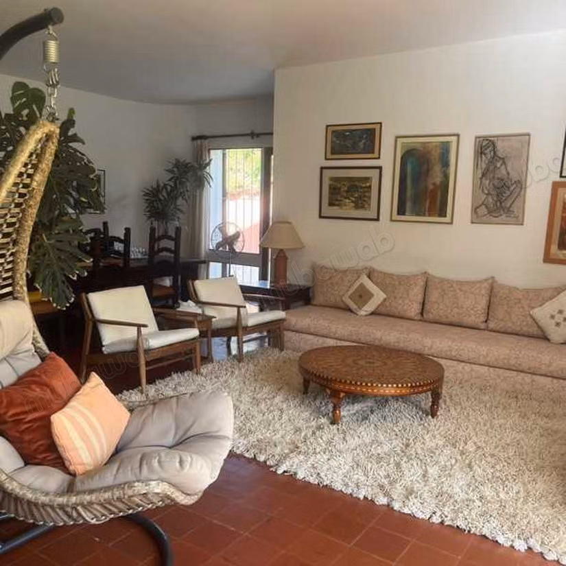 Villa à Vendre de 573.0 m² à Rabat, Hassan