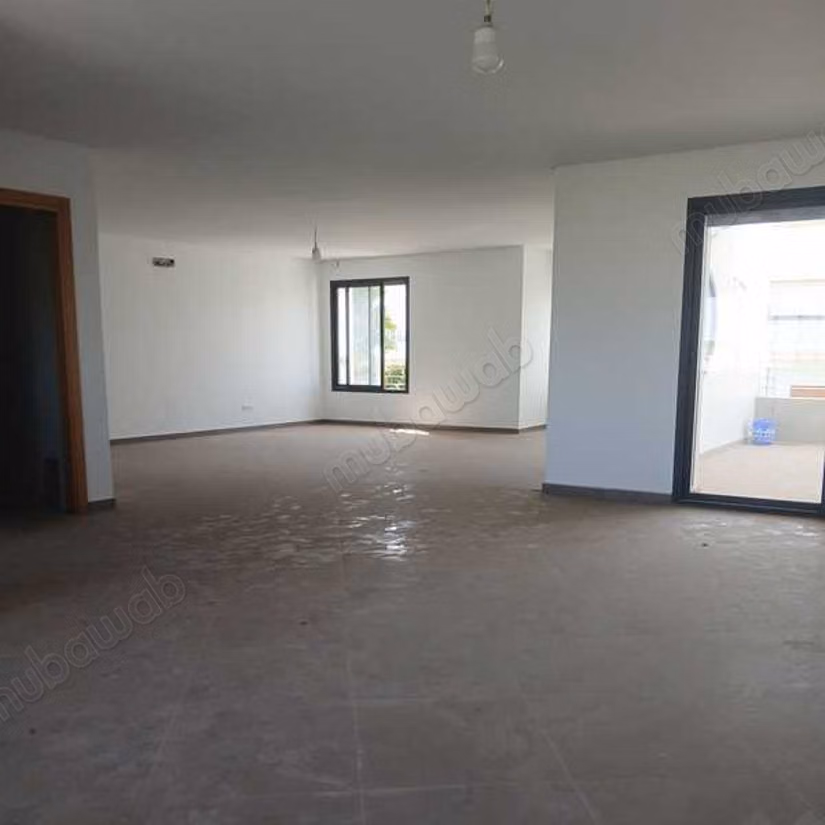 Local commercial à Vendre de 264.0 m² à Casablanca, Sidi Maarouf