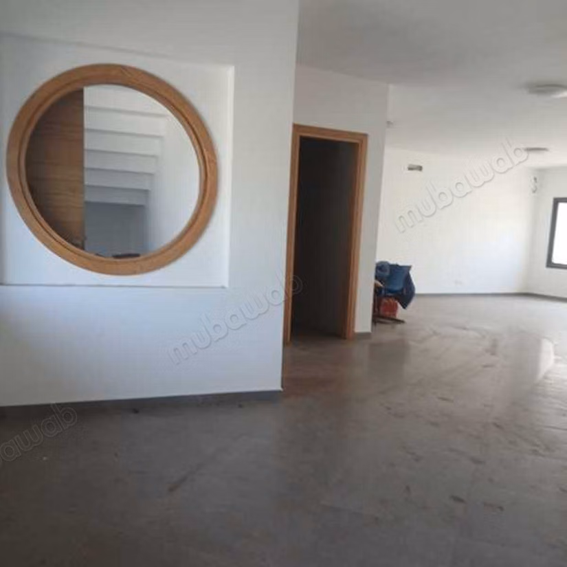 Local commercial à Vendre de 264.0 m² à Casablanca, Sidi Maarouf