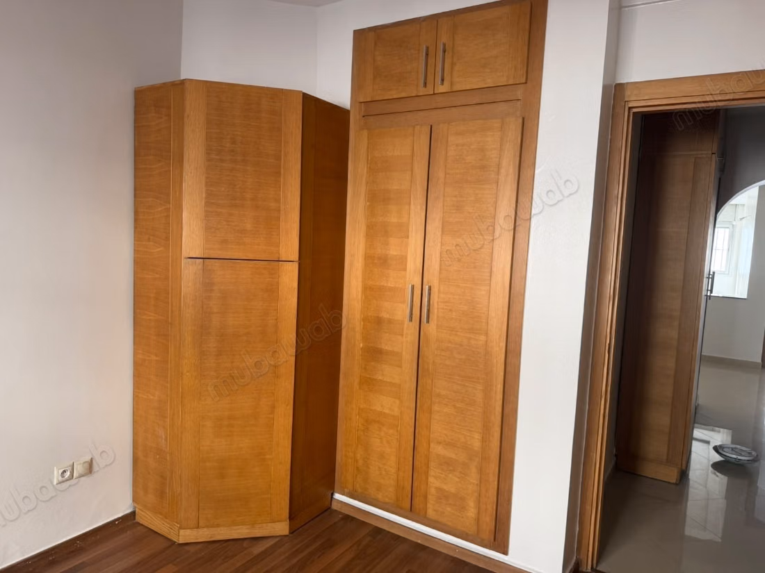 En Location Vide: Magnifique Appartement de 3 Chambres en Location à quartier des Hôpitaux 
Casablanca
