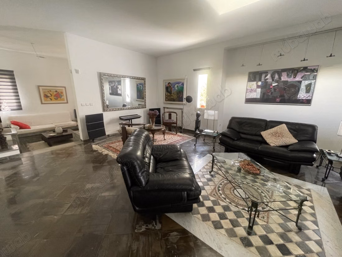 Charming villa for sale in La Soukra