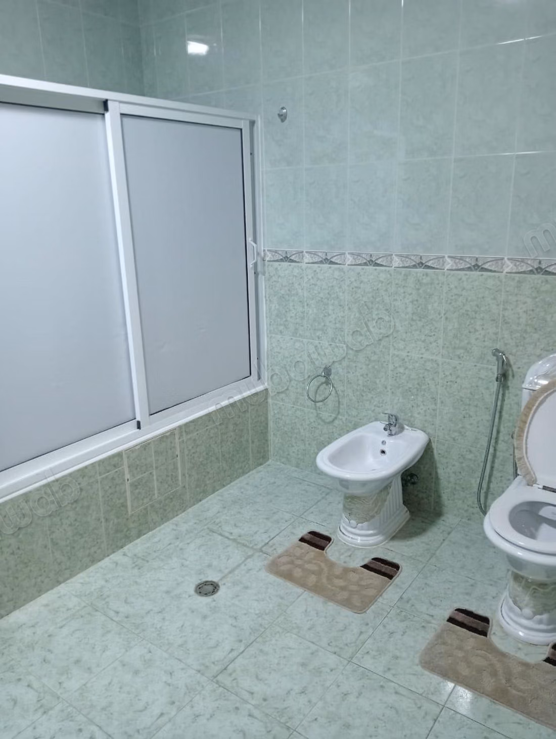 Branes 2 // 150m² // equippé