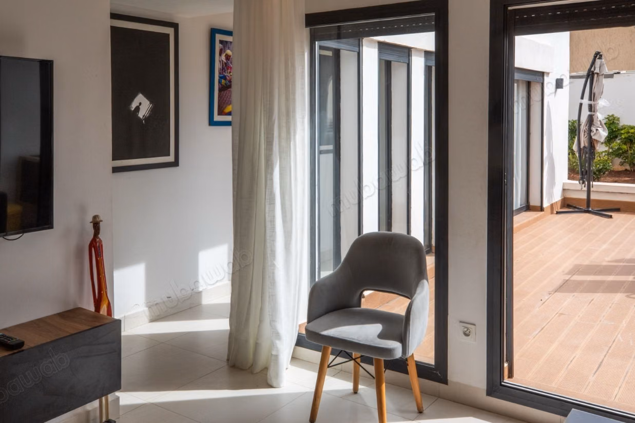 Affitto studio con terrazza su palma a Casablanca