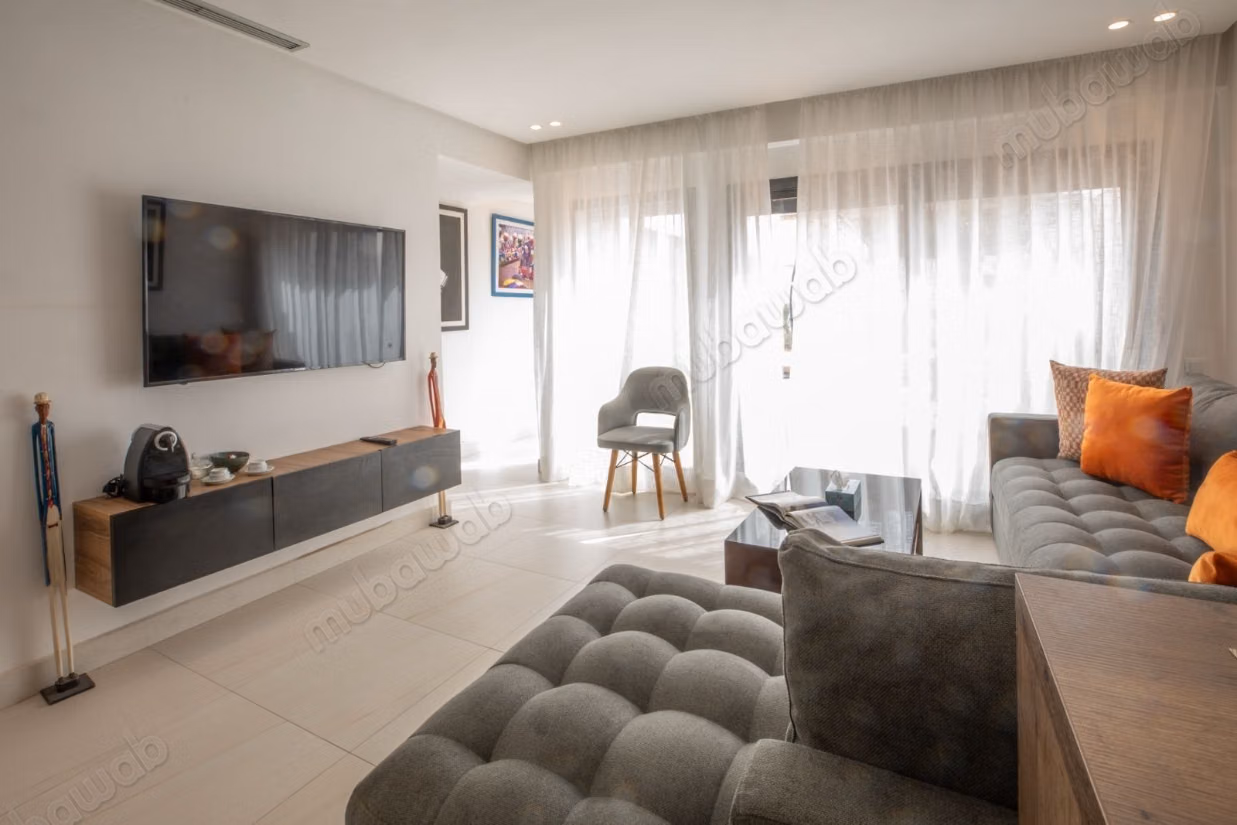 Affitto studio con terrazza su palma a Casablanca