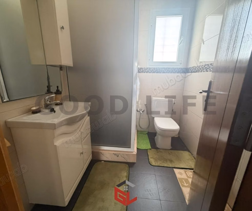 Maison en duplex avec un appartement indépendant