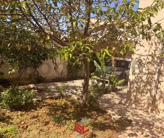 Maison en duplex avec un appartement indépendant