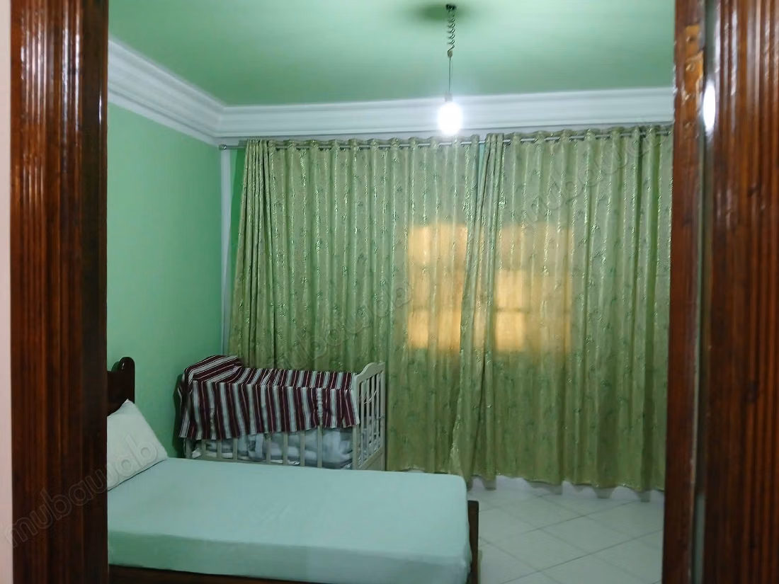 Maison à l'achat à Sidi Hassine.
Surface totale 140 m².
Cuisine bien équipée