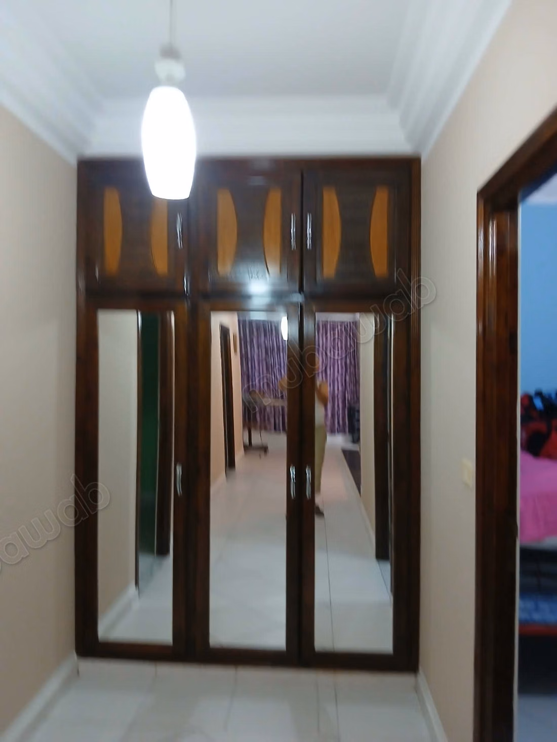 Maison à l'achat à Sidi Hassine.
Surface totale 140 m².
Cuisine bien équipée