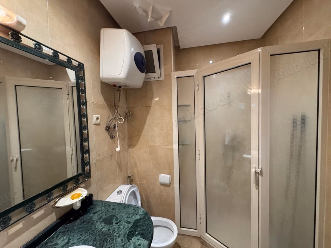 Bele appartement vide ou meublé à louer à L'hivernage