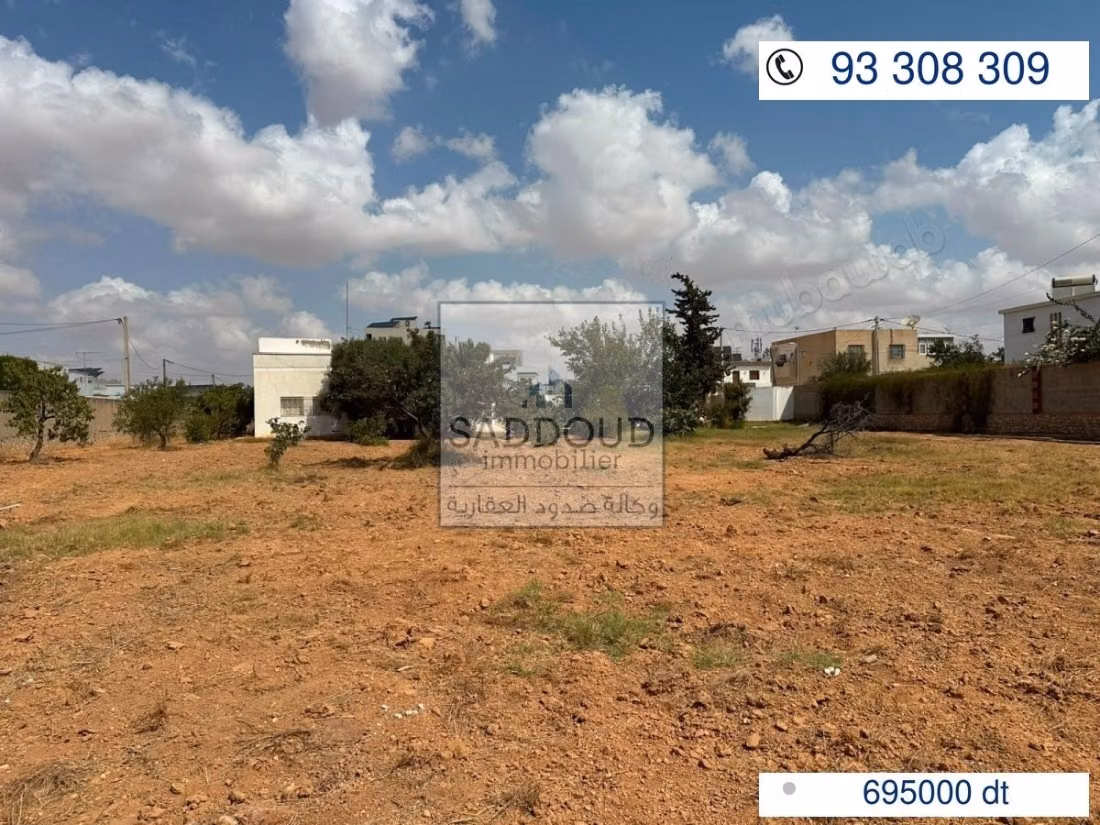 Terrain à vendre – route el ain km 4