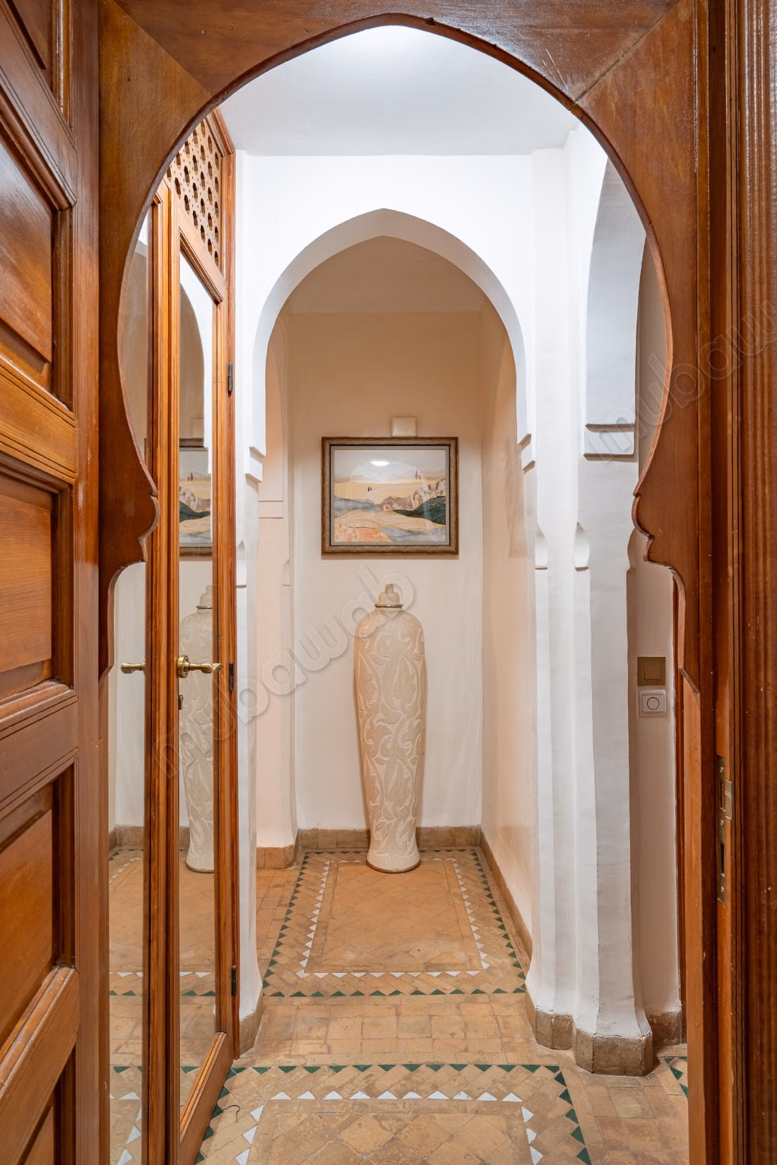 Très bel appartement en location à Agdal. 
3 pièces. 
Bien meublé la location pour 6 mois