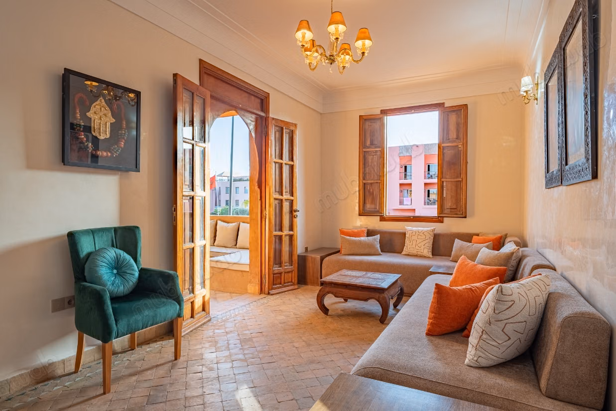 Très bel appartement en location à Agdal. 
3 pièces. 
Bien meublé la location pour 6 mois