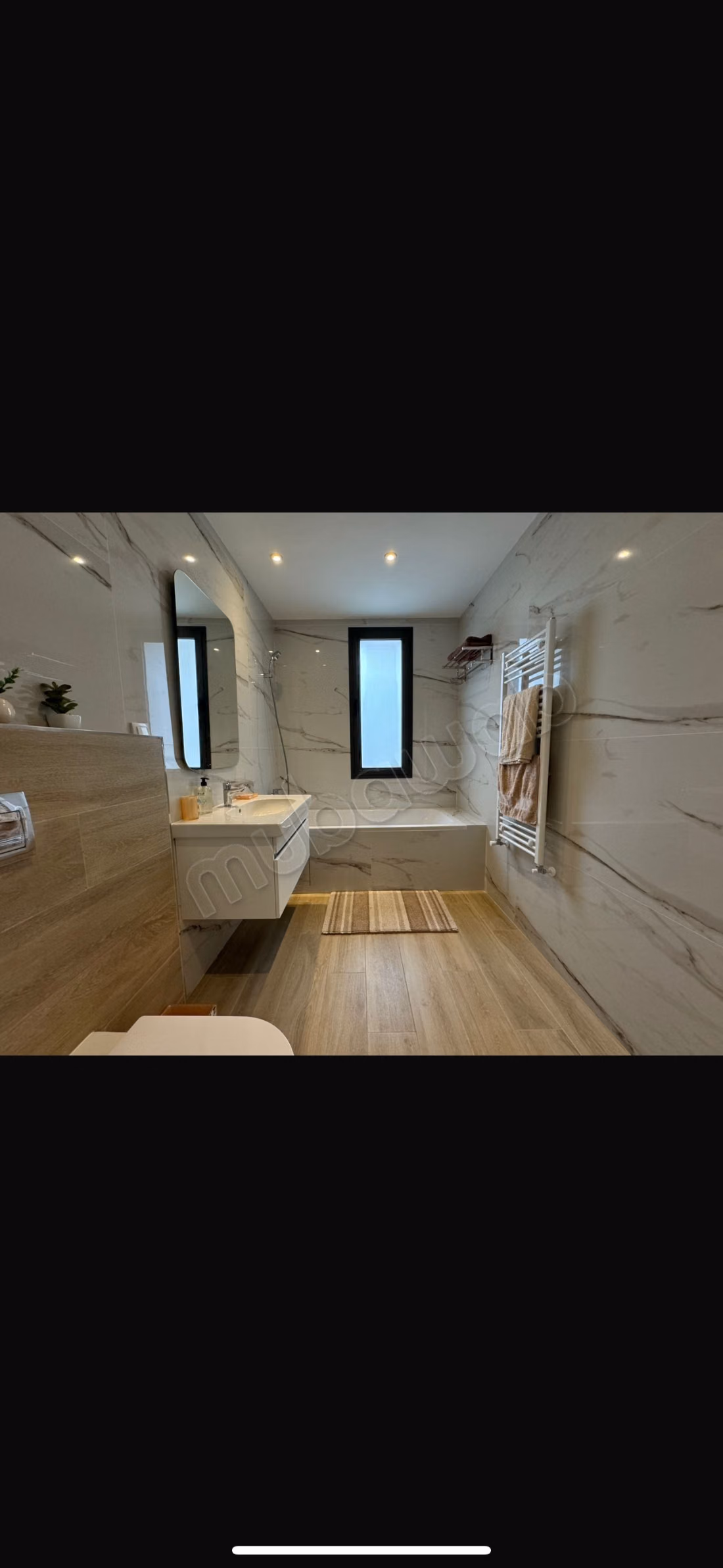 Superbe appartement à louer à Les Jardins de Carthage. Superficie 70 m². Fenêtres avec double vitrage et porte blindée