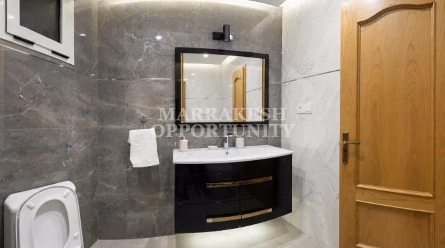 Harmonious apartment for sale in the heart of Guéliz
