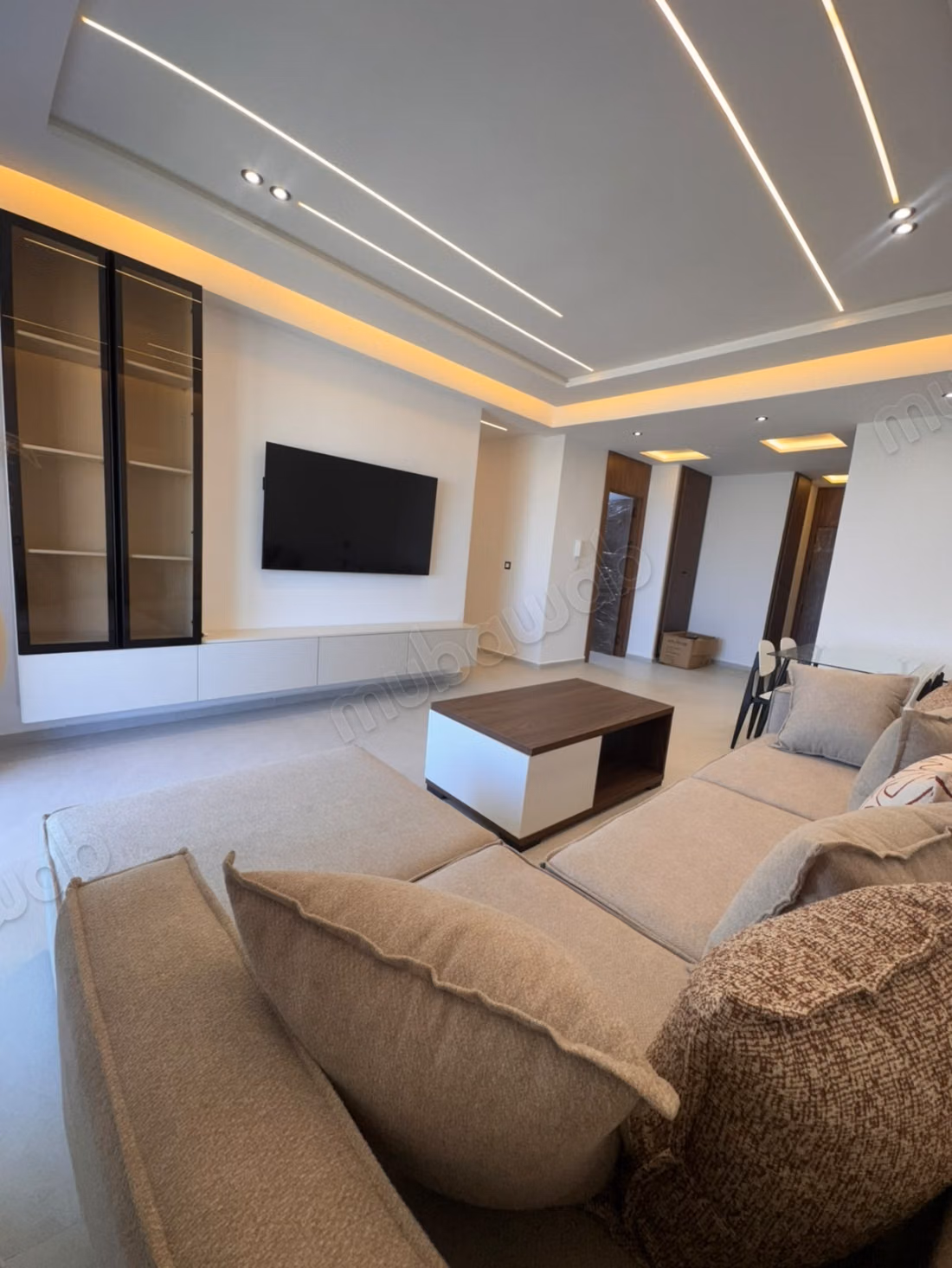 Appartment à louer meublé en plein de corniche