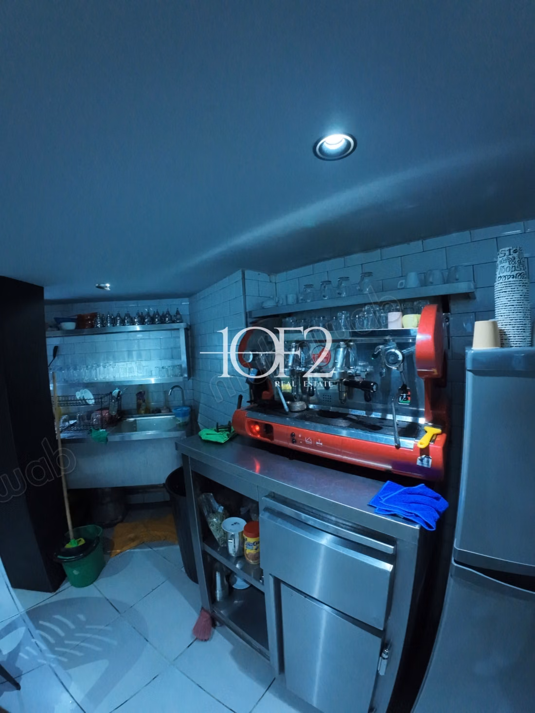 À VENDRE – Crèmerie Équipée avec Terrasse 
Tanger