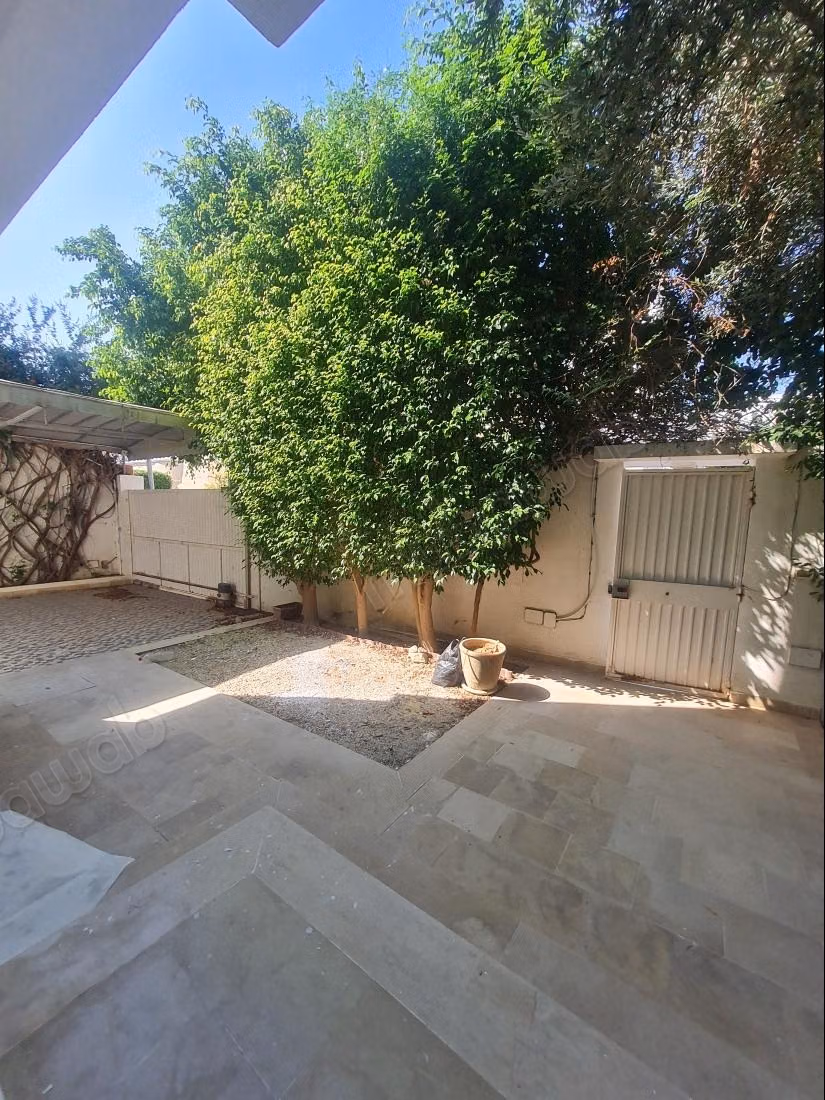 Rental villa S5 with pool in El Khalil neighborhood