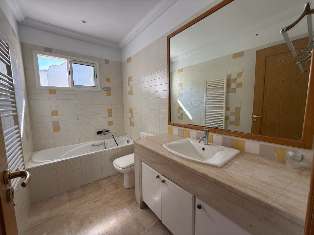 Vend appartement S3 derrière Carrefour La Marsa
