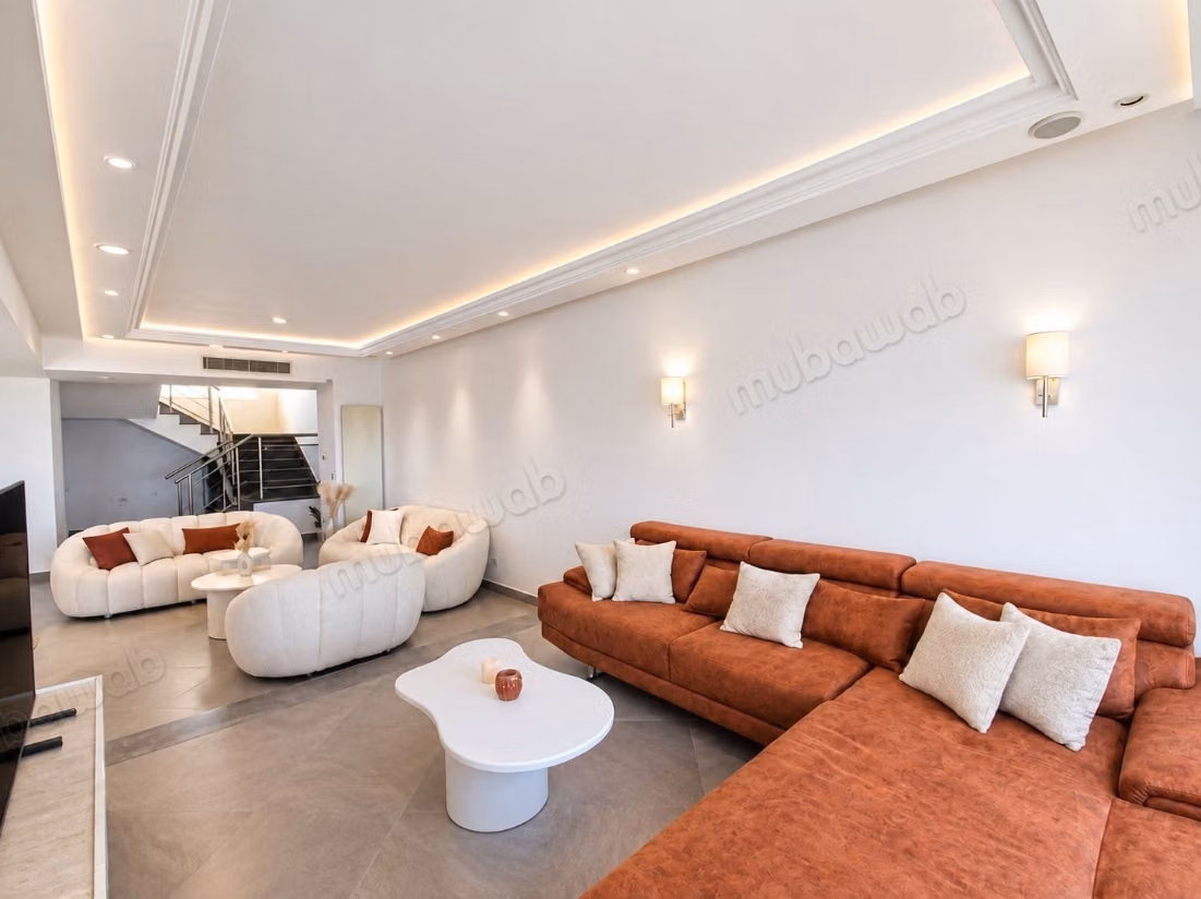 Penthouse, piscine et vue de rêve