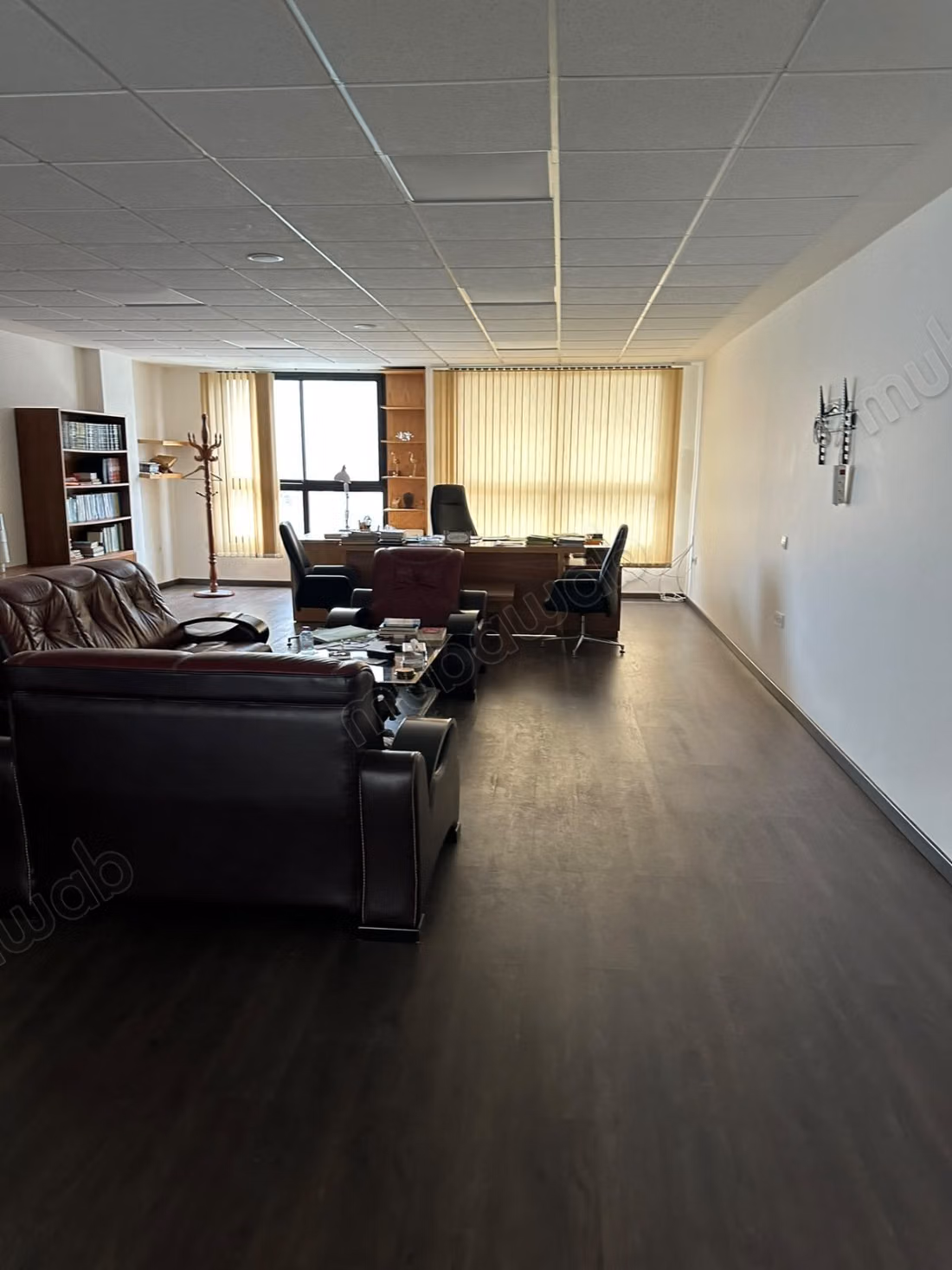 Bureau à Vendre de 100 m 2