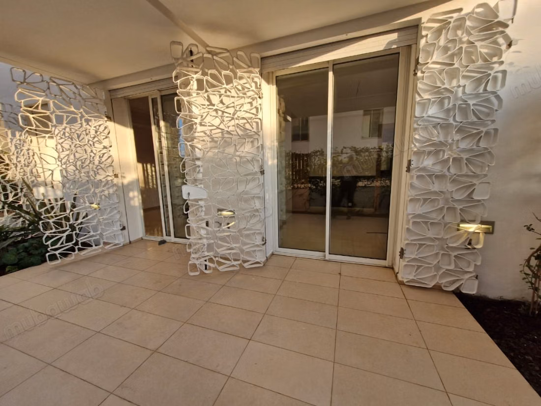 Furnished Studio for Rent / CFC