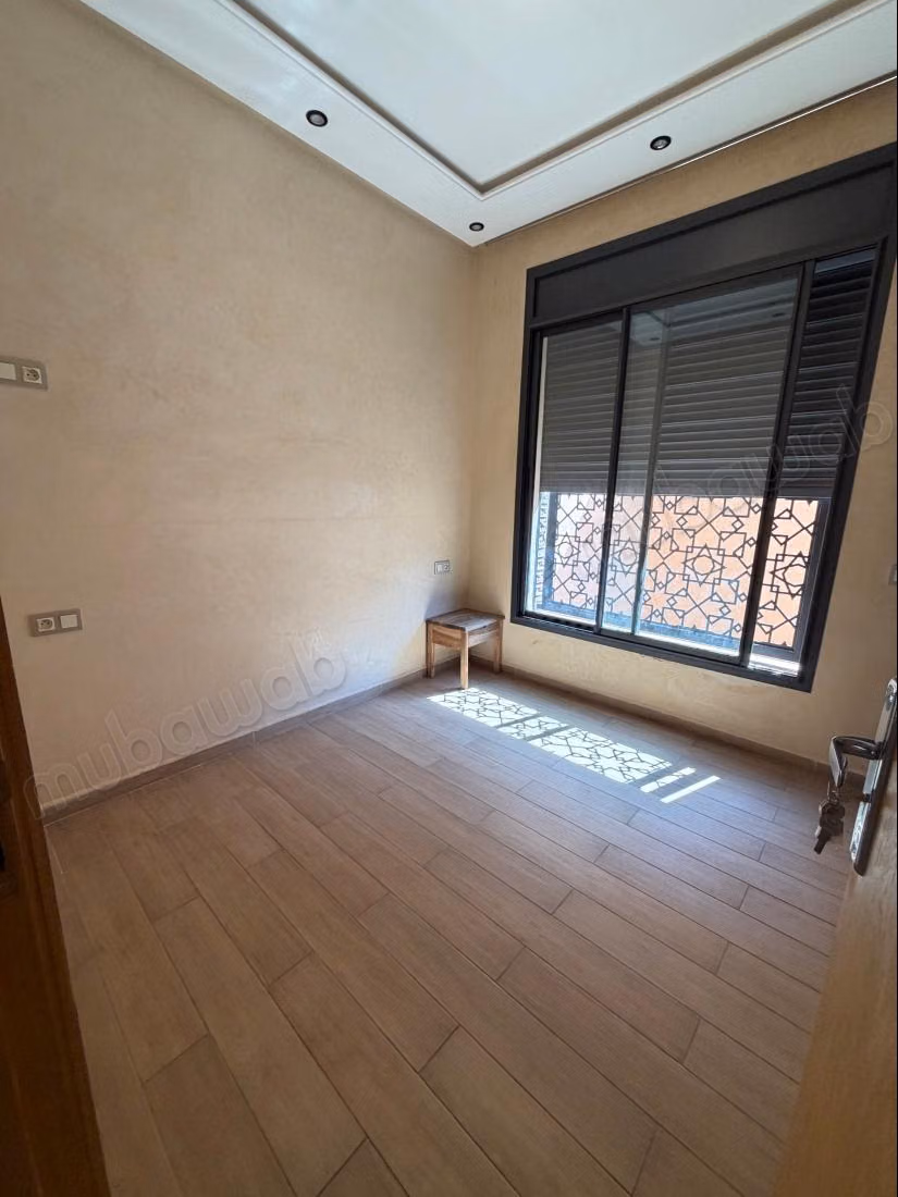 Villa de luxe à vendre à Hay Targa. 7 pièces. Meublé