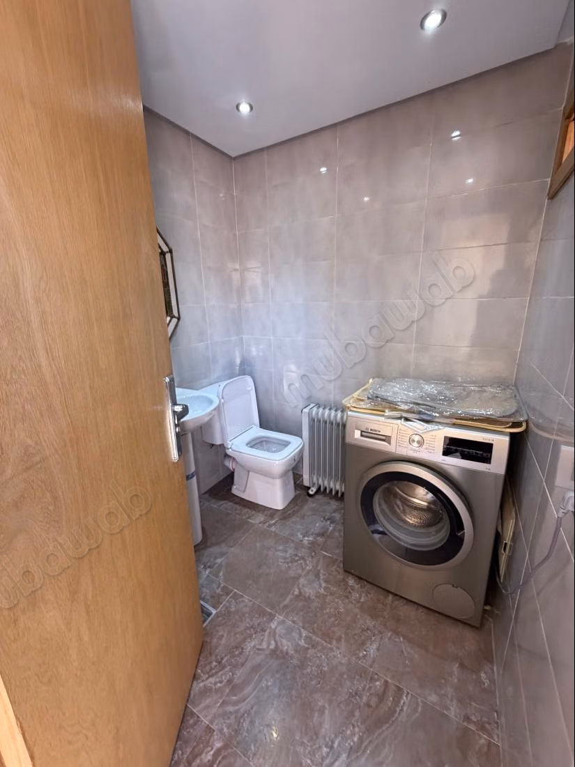 Villa de luxe à vendre à Hay Targa. 7 pièces. Meublé