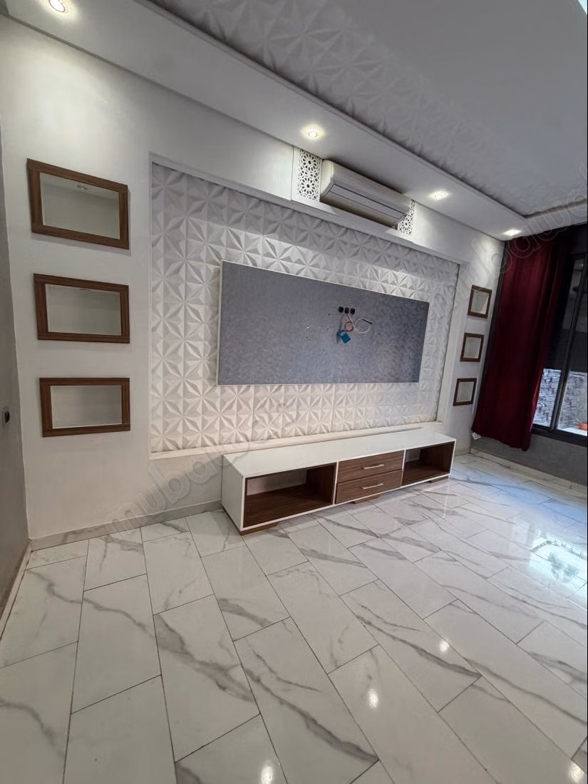 Villa de luxe à vendre à Hay Targa. 7 pièces. Meublé
