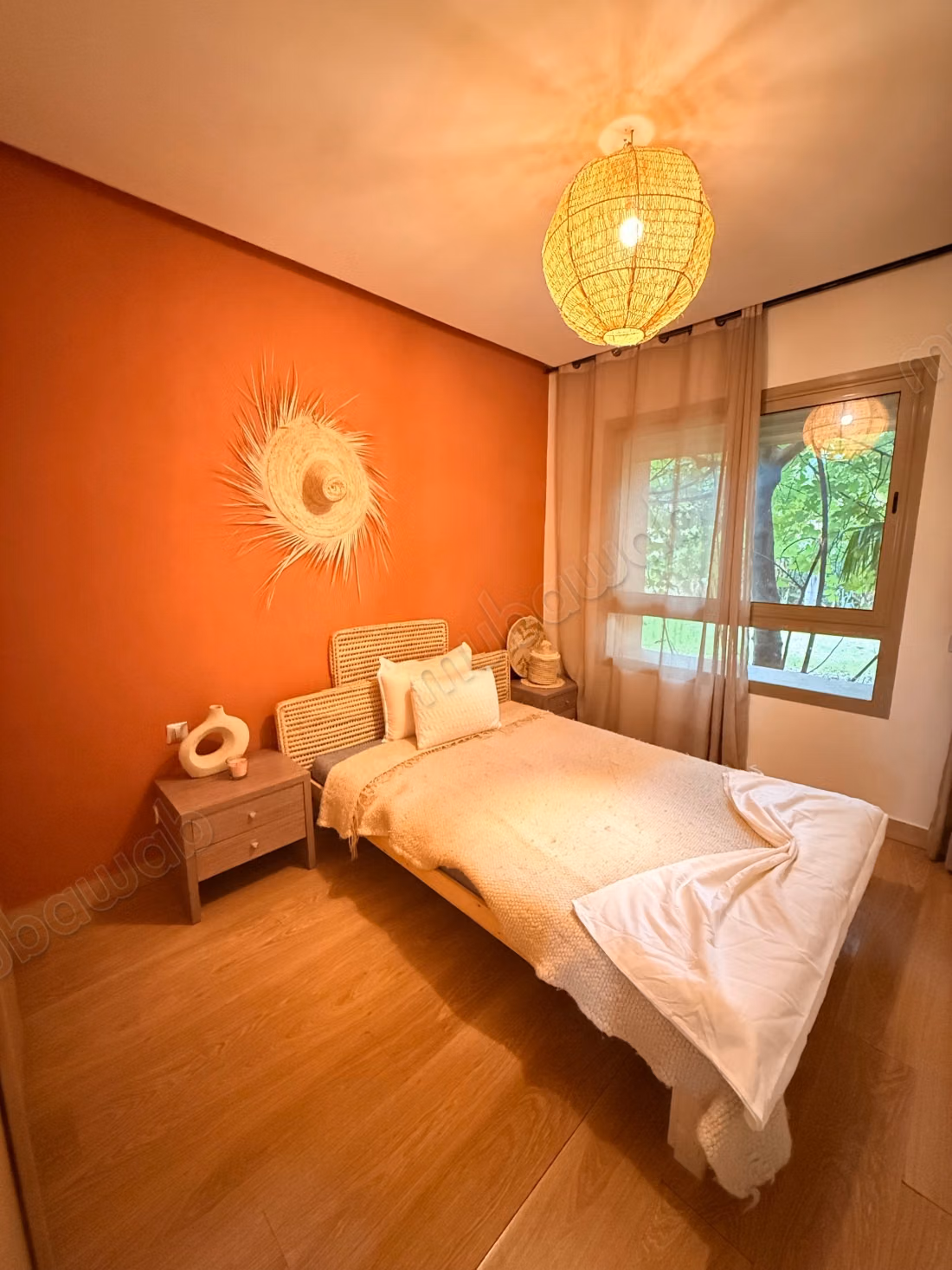 Location d'un appartement à Agdal. 2 chambres. Service de concierge et climatisation