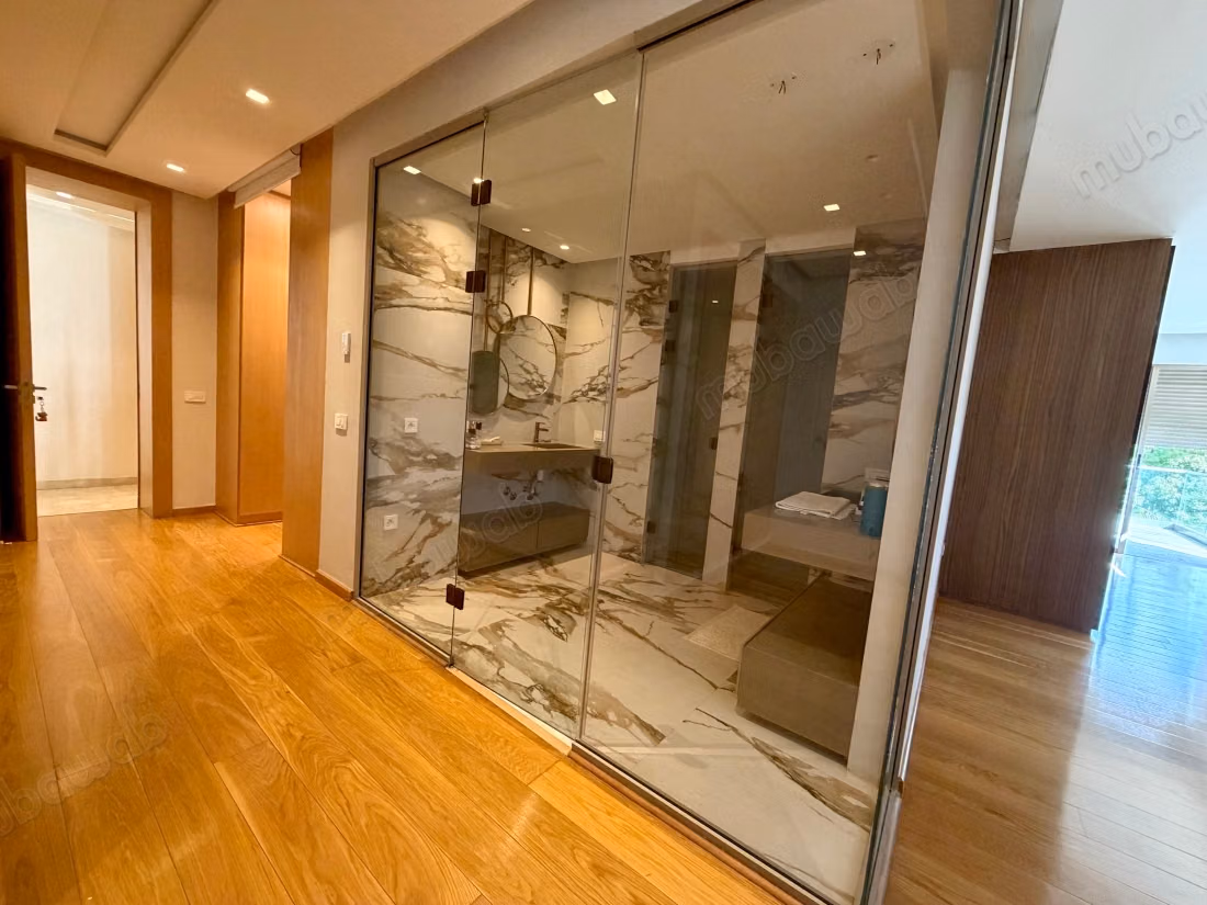 Villa for sale in California