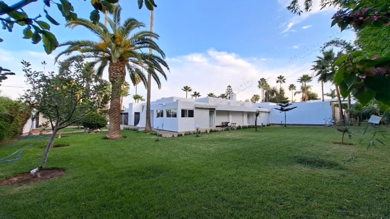 Location villa de luxe à Quartier Souissi