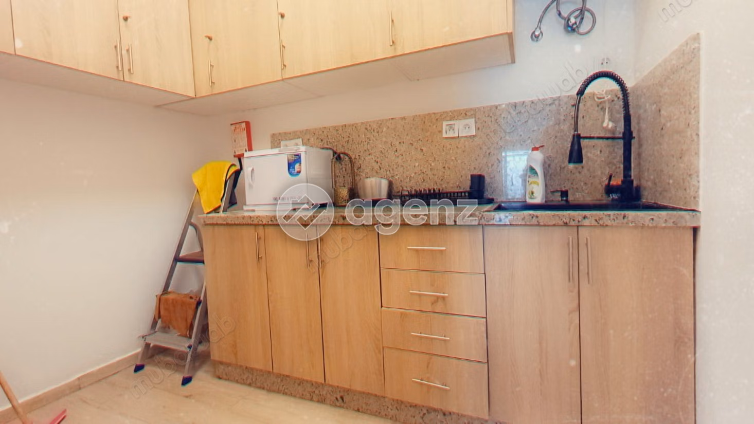 Commerce à vendre 64 m² 
Ferme Bretonne 
Casablanca