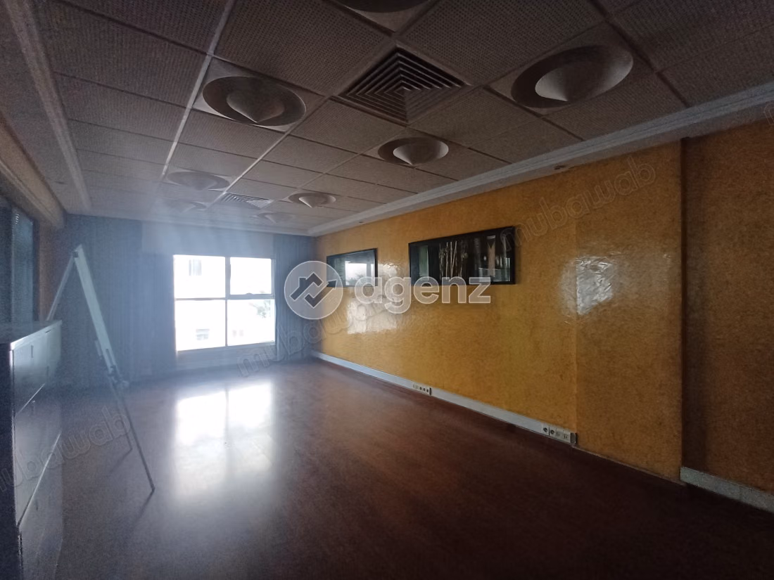 Bureau à vendre 134 m² 
Les Hôpitaux Casablanca
