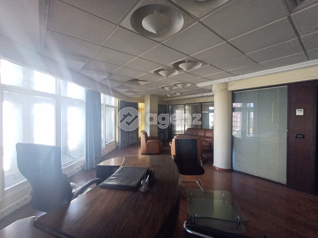 Bureau à vendre 134 m² 
Les Hôpitaux Casablanca