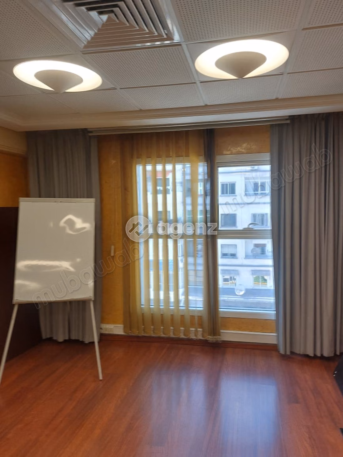 Bureau à vendre 134 m² 
Les Hôpitaux Casablanca