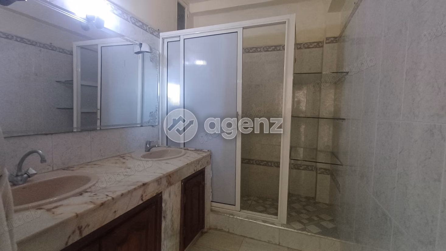 Appartement à vendre 92 m², 2 chambres 
Hay Al Kora 
Rabat