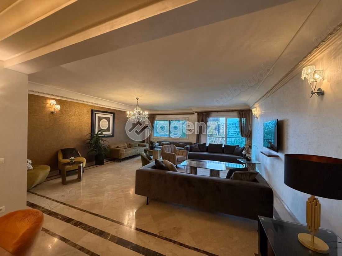 Appartement à louer 300 m², 4 chambres 
Racine Casablanca