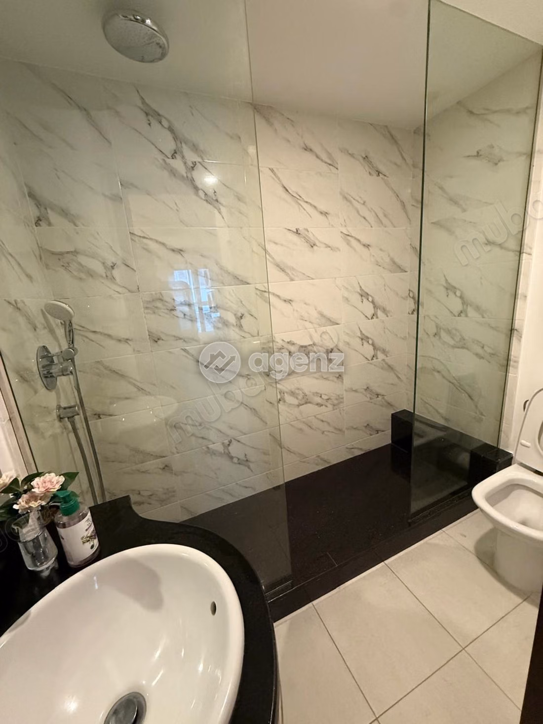 Appartement à louer 300 m², 4 chambres 
Racine Casablanca