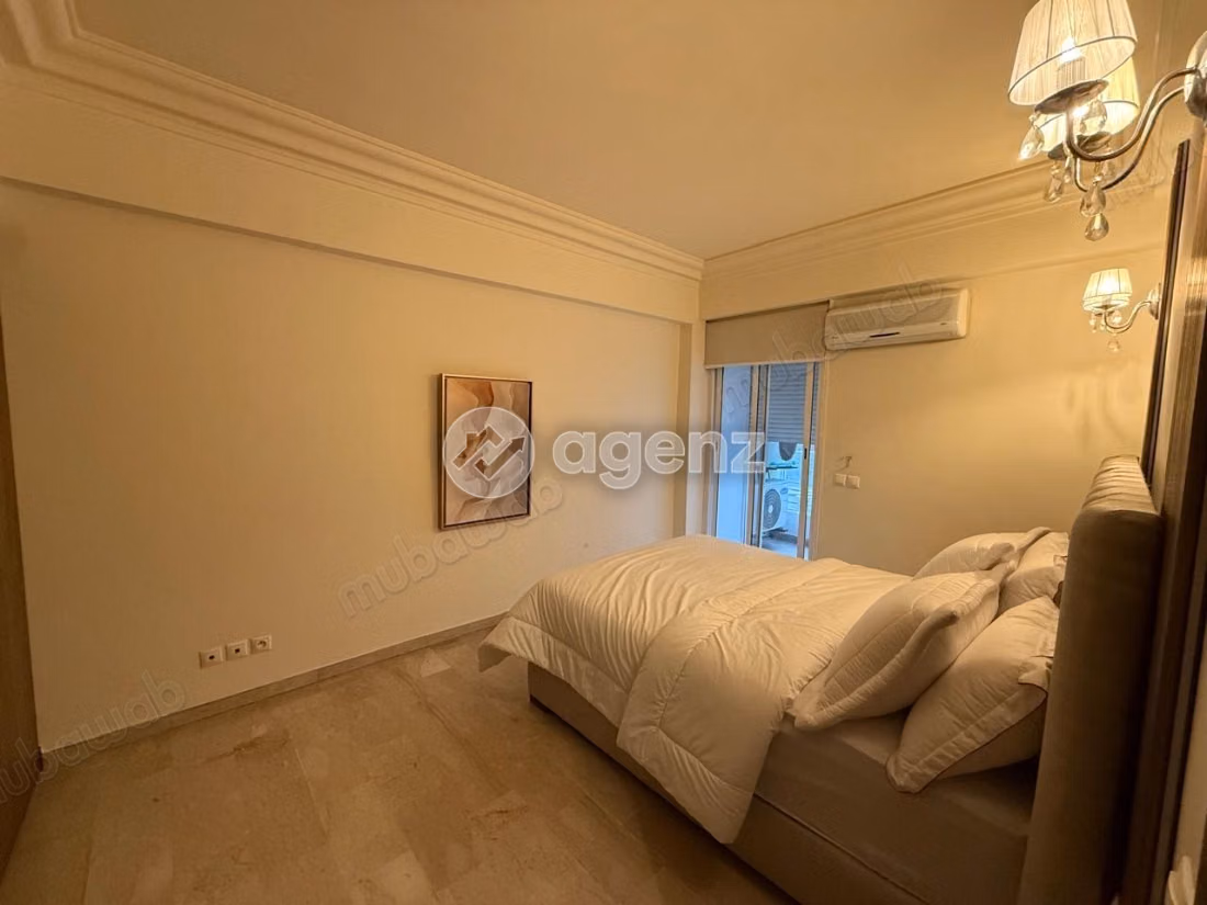 Appartement à louer 300 m², 4 chambres 
Racine Casablanca