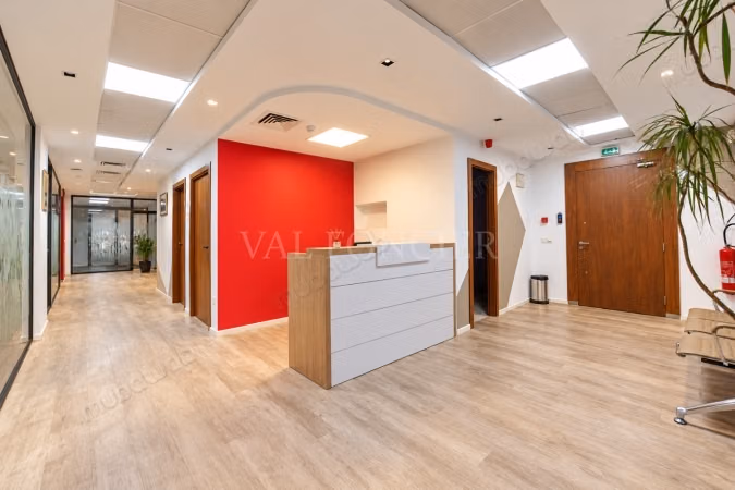 À louer – Bureau haut standing aménagé et non meublé de 234 m² à Sidi Maarouf, Casablanca