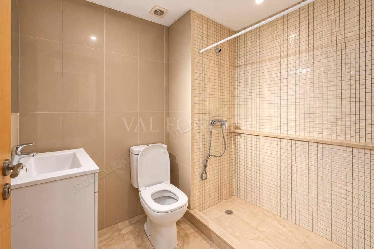 Rental of an empty studio near Bd d'Anfa, Casablanca
