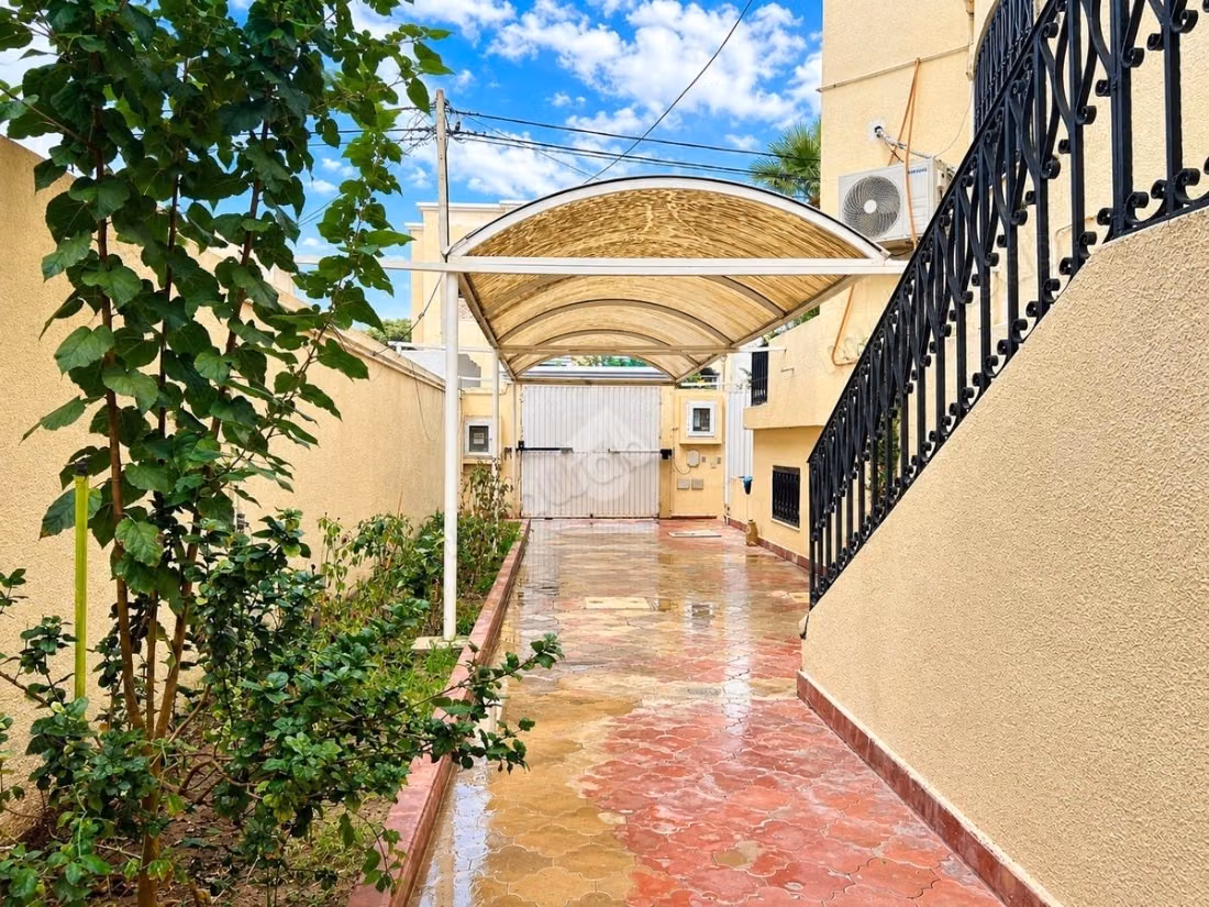 Villa jumelée en vente