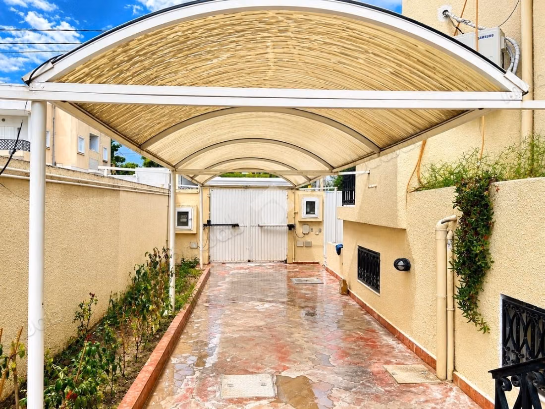Villa jumelée en vente